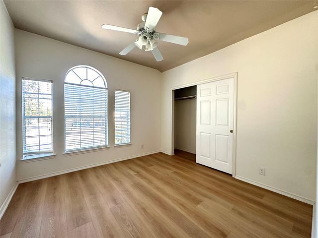 2300 Natalie CV, Cedar Park, TX 78613