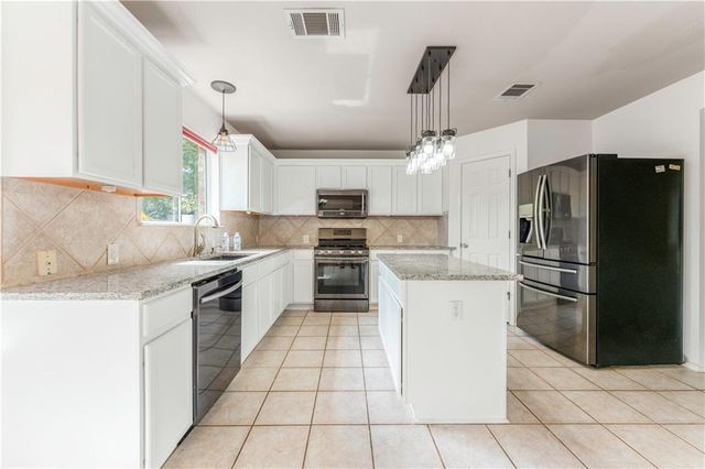 2300 Natalie CV, Cedar Park, TX 78613