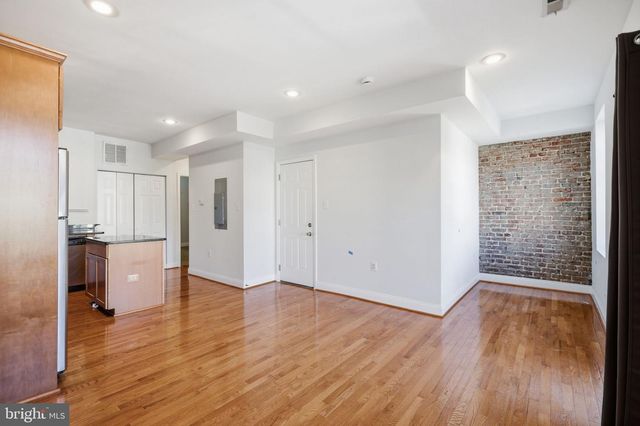 2703 12TH ST NE, Washington, DC 20018