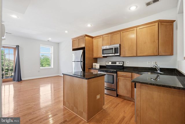 2703 12TH ST NE, Washington, DC 20018