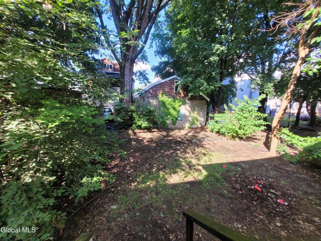 475 Hamilton Street, Albany, NY 12203