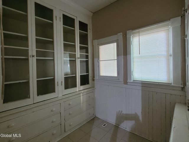 475 Hamilton Street, Albany, NY 12203