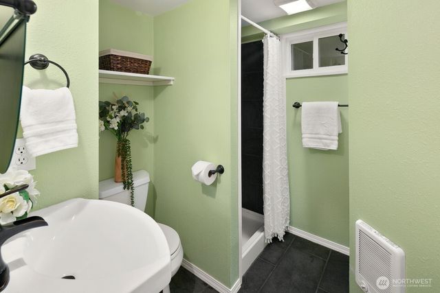 4045 2nd Avenue NE, Seattle, WA 98105