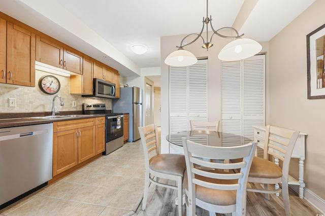 2100 Sea Mountain Hwy Unit 204, North Myrtle Beach, SC 29582