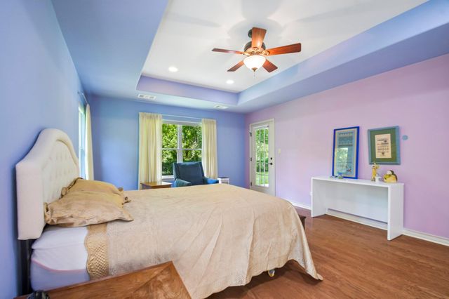 307 W 4th ST, Elgin, TX 78621