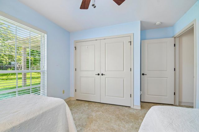 307 W 4th ST, Elgin, TX 78621