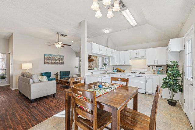 1503 Lantana DR, Round Rock, TX 78664