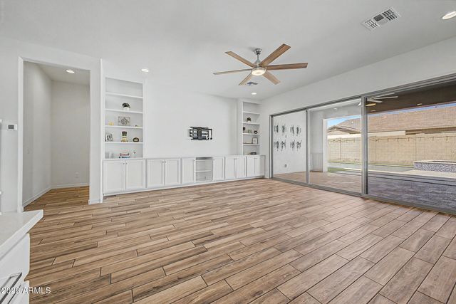 9932 E RUBIDIUM Avenue, Mesa, AZ 85212