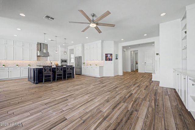 9932 E RUBIDIUM Avenue, Mesa, AZ 85212