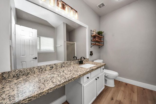 810 Handspike Way, Crosby, TX 77532