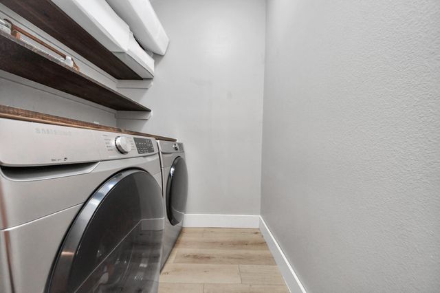 810 Handspike Way, Crosby, TX 77532