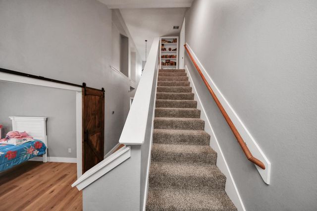 810 Handspike Way, Crosby, TX 77532