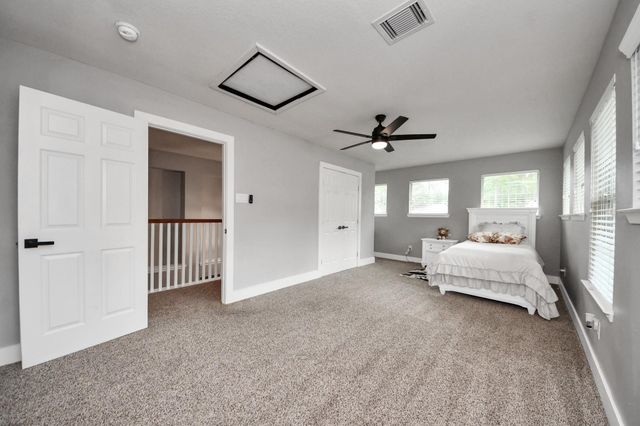 810 Handspike Way, Crosby, TX 77532