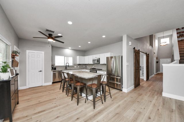 810 Handspike Way, Crosby, TX 77532