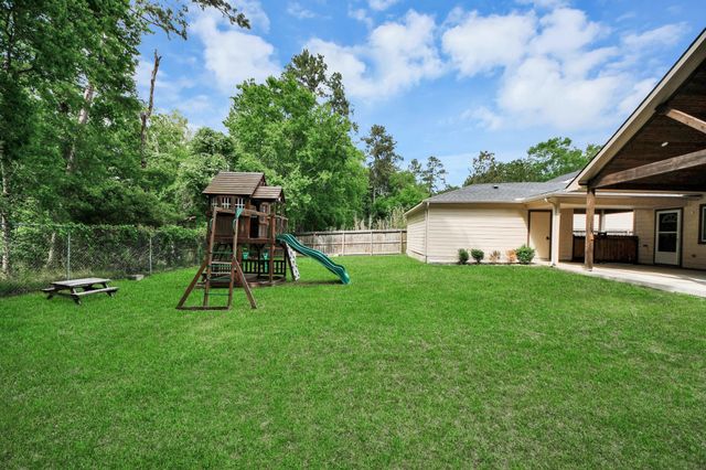 810 Handspike Way, Crosby, TX 77532