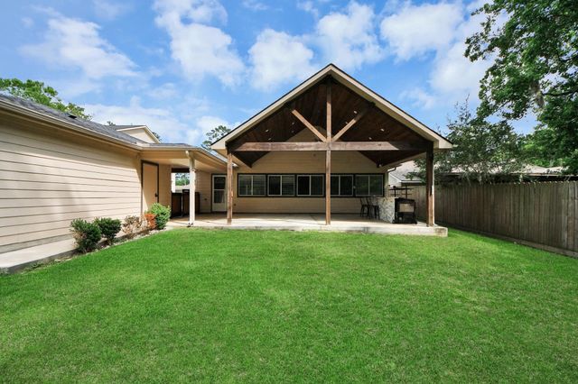 810 Handspike Way, Crosby, TX 77532
