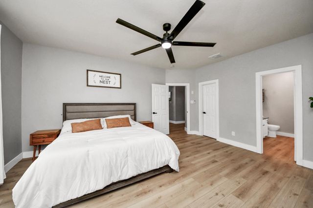 810 Handspike Way, Crosby, TX 77532