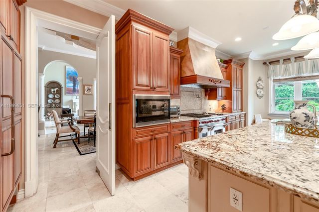 12101 Moss Ranch Rd, Pinecrest, FL 33156
