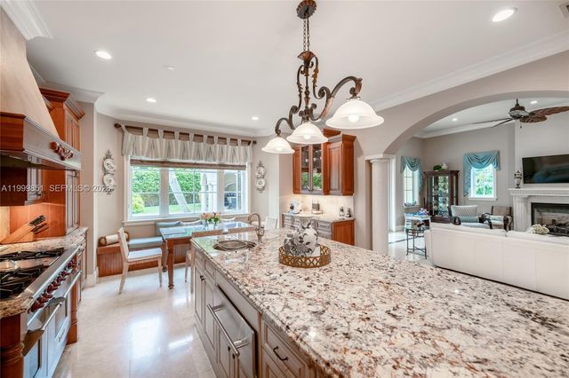 12101 Moss Ranch Rd, Pinecrest, FL 33156