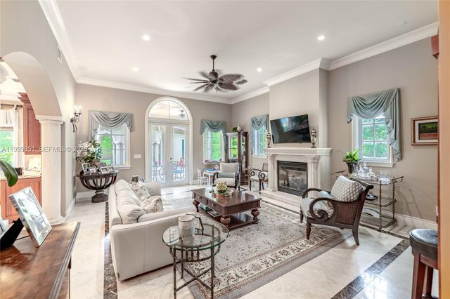 12101 Moss Ranch Rd, Pinecrest, FL 33156