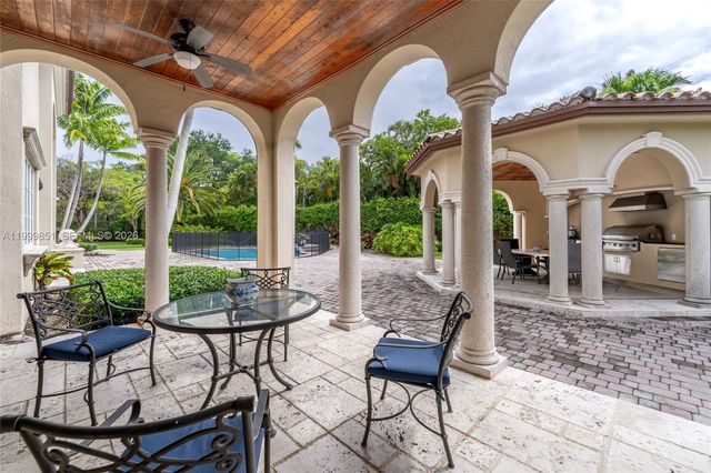 12101 Moss Ranch Rd, Pinecrest, FL 33156