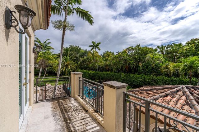 12101 Moss Ranch Rd, Pinecrest, FL 33156