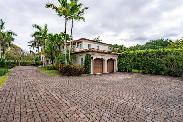 12101 Moss Ranch Rd, Pinecrest, FL 33156