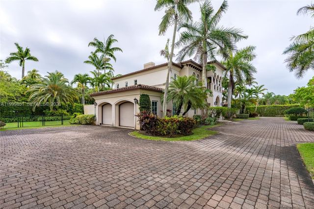 12101 Moss Ranch Rd, Pinecrest, FL 33156