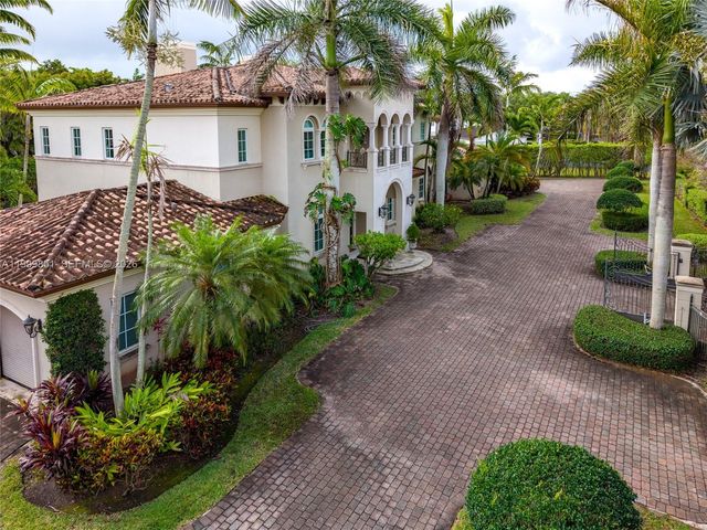 12101 Moss Ranch Rd, Pinecrest, FL 33156