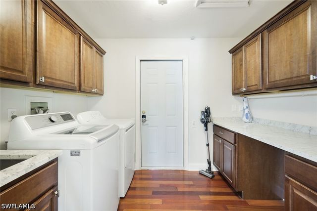 28584 Clinton LN, Bonita Springs, FL 34134