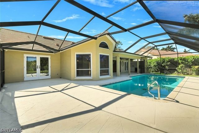 28584 Clinton LN, Bonita Springs, FL 34134