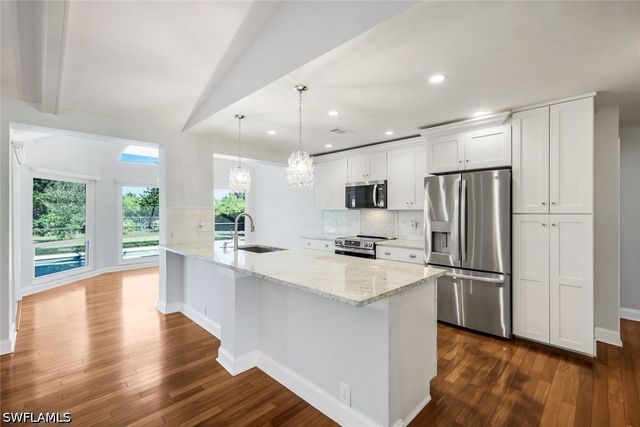 28584 Clinton LN, Bonita Springs, FL 34134