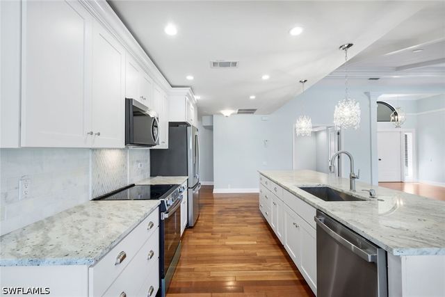 28584 Clinton LN, Bonita Springs, FL 34134