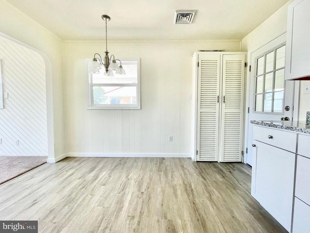 1416 S GOVERNORS AVE, Dover, DE 19904