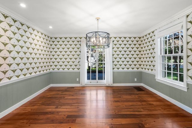 2 Phillips Pond Rd 2, Natick, MA 01760