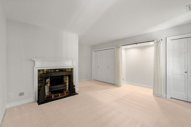2 Phillips Pond Rd 2, Natick, MA 01760