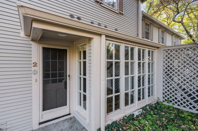 2 Phillips Pond Rd 2, Natick, MA 01760