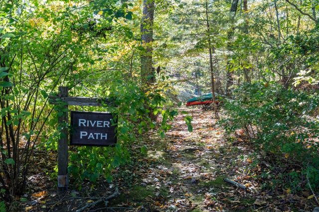 2 Phillips Pond Rd 2, Natick, MA 01760