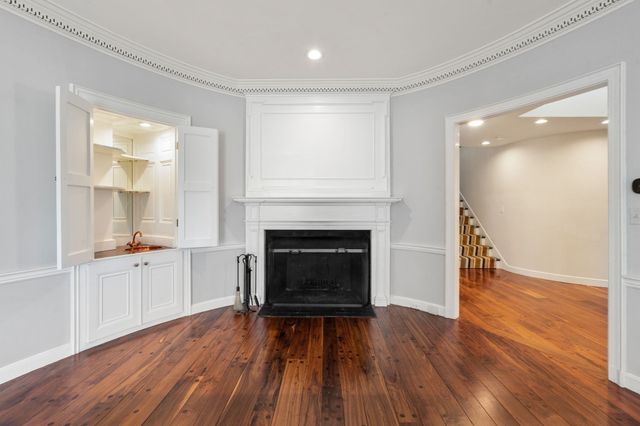 2 Phillips Pond Rd 2, Natick, MA 01760
