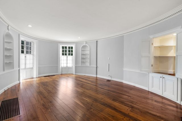 2 Phillips Pond Rd 2, Natick, MA 01760