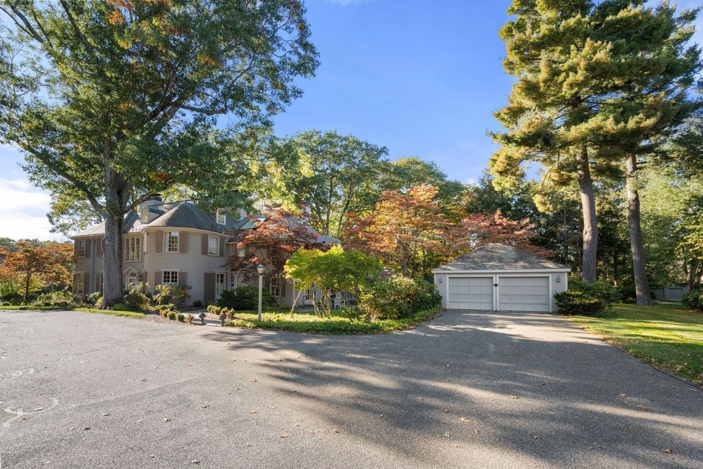 2 Phillips Pond Rd 2, Natick, MA 01760