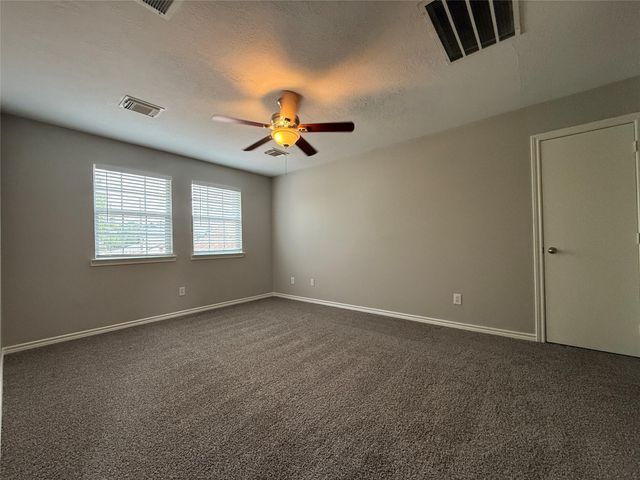 2325 Shady Tree Lane, Conroe, TX 77301