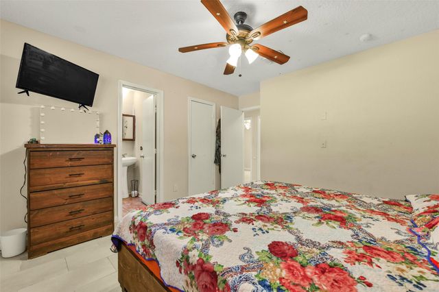12823 Sandy Hook Drive, Houston, TX 77089