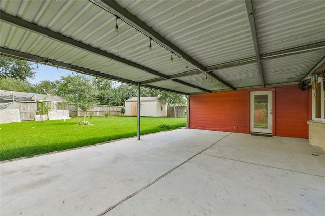 12823 Sandy Hook Drive, Houston, TX 77089