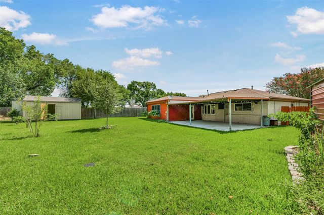 12823 Sandy Hook Drive, Houston, TX 77089