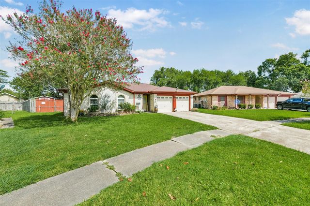 12823 Sandy Hook Drive, Houston, TX 77089