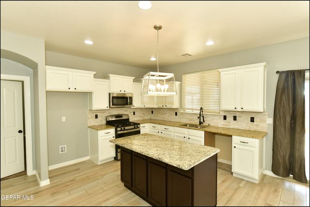 12552 ARROW WEED Drive, El Paso, TX 79928
