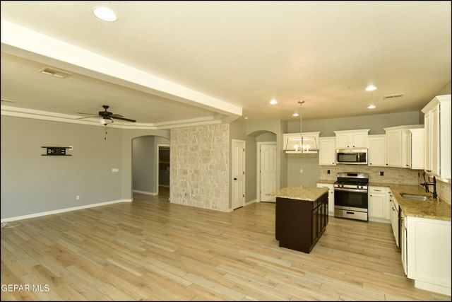 12552 ARROW WEED Drive, El Paso, TX 79928