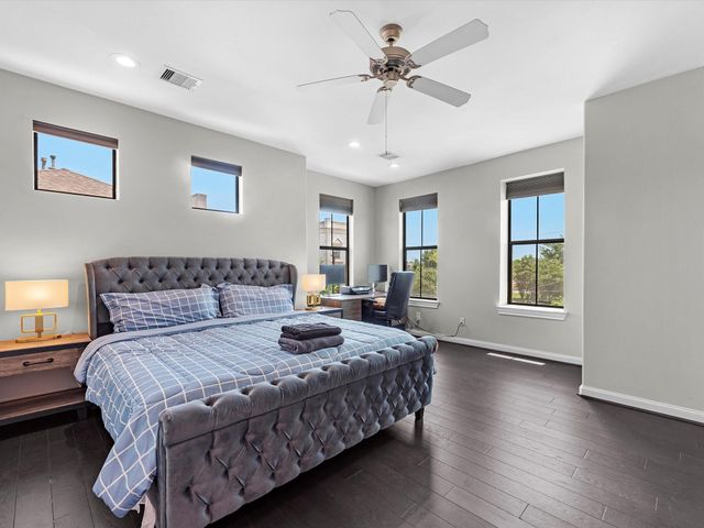 3610 Chenevert Street, Houston, TX 77004