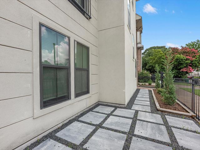 3610 Chenevert Street, Houston, TX 77004